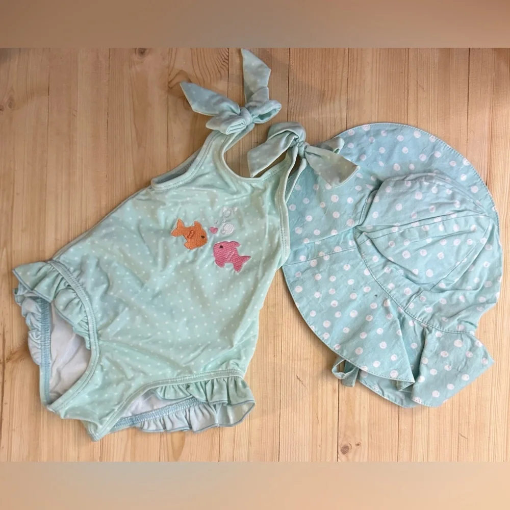 Gymboree Baby Swimsuit Hat Set 0-3M Aqua Polka Dot Fish Beach Swimwear